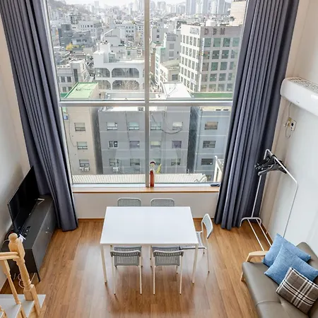 Moon Apartment